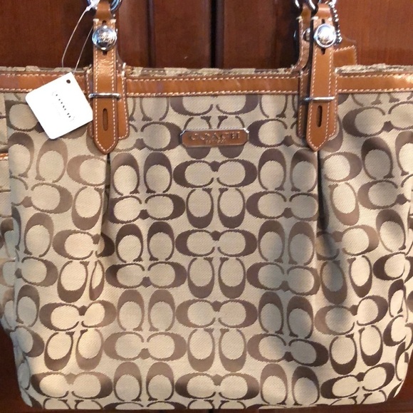 NWT Coach  Brown Signature Gallery Tote Handbag F15156 - Picture 4 of 14